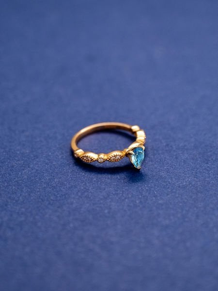 0.48 Karat Pırlantalı Damla Blue Topaz Yüzük