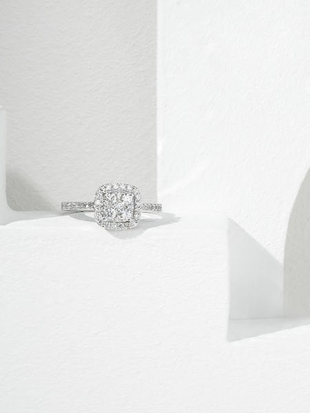 0.49 Karat Coranet Pırlanta Yüzük