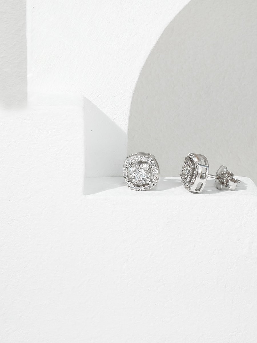 0.60 Karat Coranet Pırlanta Küpe