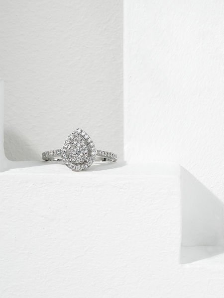 0.28 Karat Coranet Pırlanta Yüzük