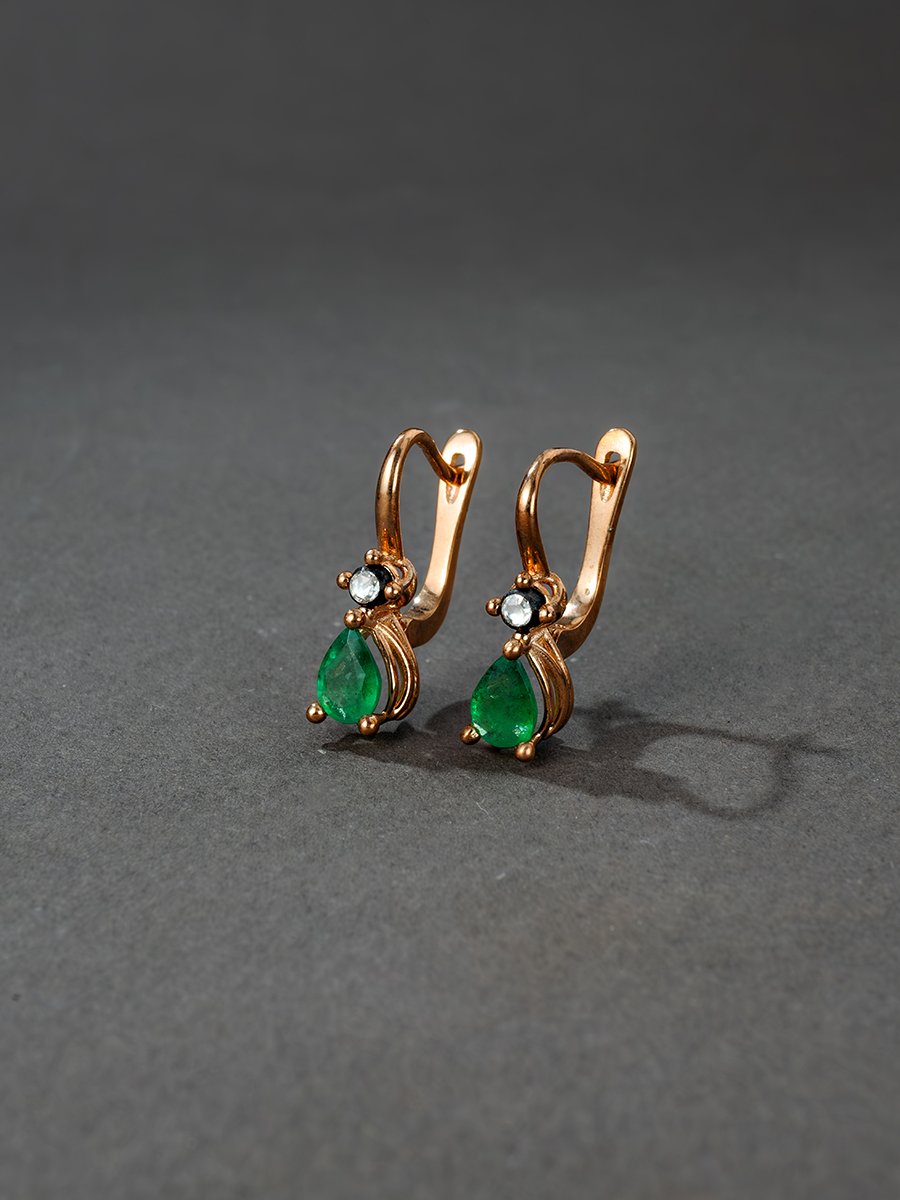 Damla Zümrüt Taşlı Elmas Küpe