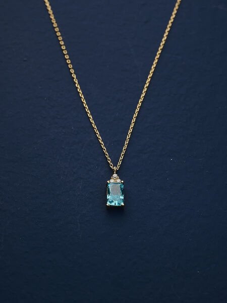 14 Ayar Renkli Taşlı Kolye