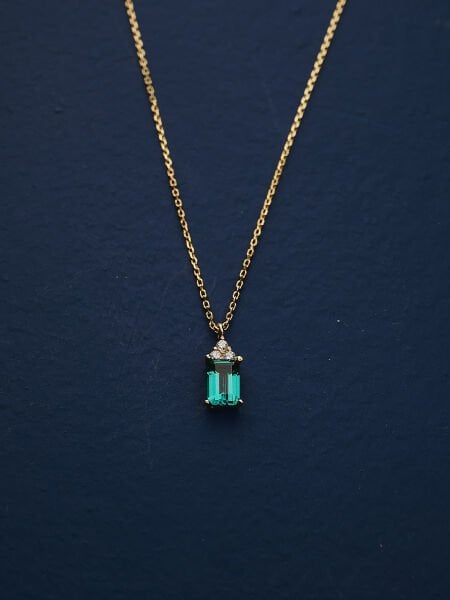 14 Ayar Renkli Taşlı Kolye