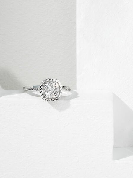 0.21 Karat Coranet Pırlanta Yüzük