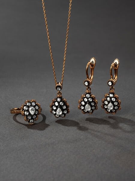 0.47 Karat Elmas Kolye