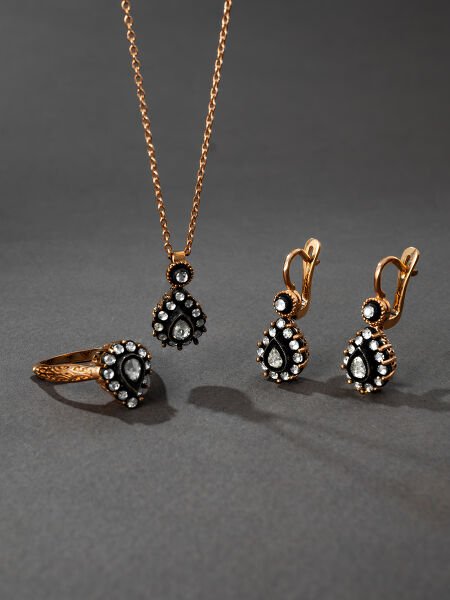 0.31 Karat Elmas Kolye