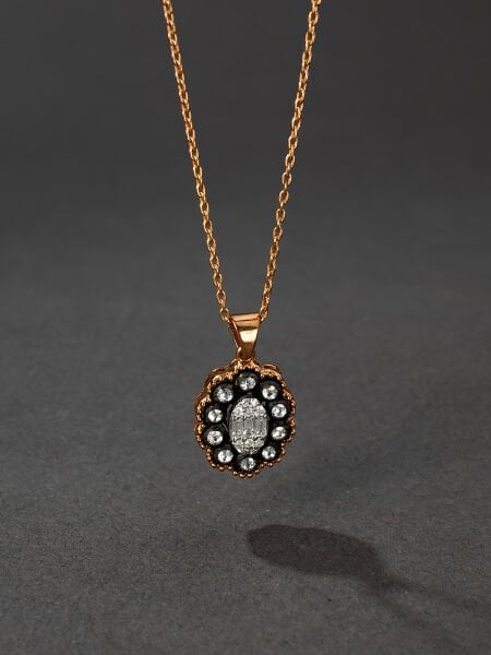 0.23 Karat Elmas Kolye