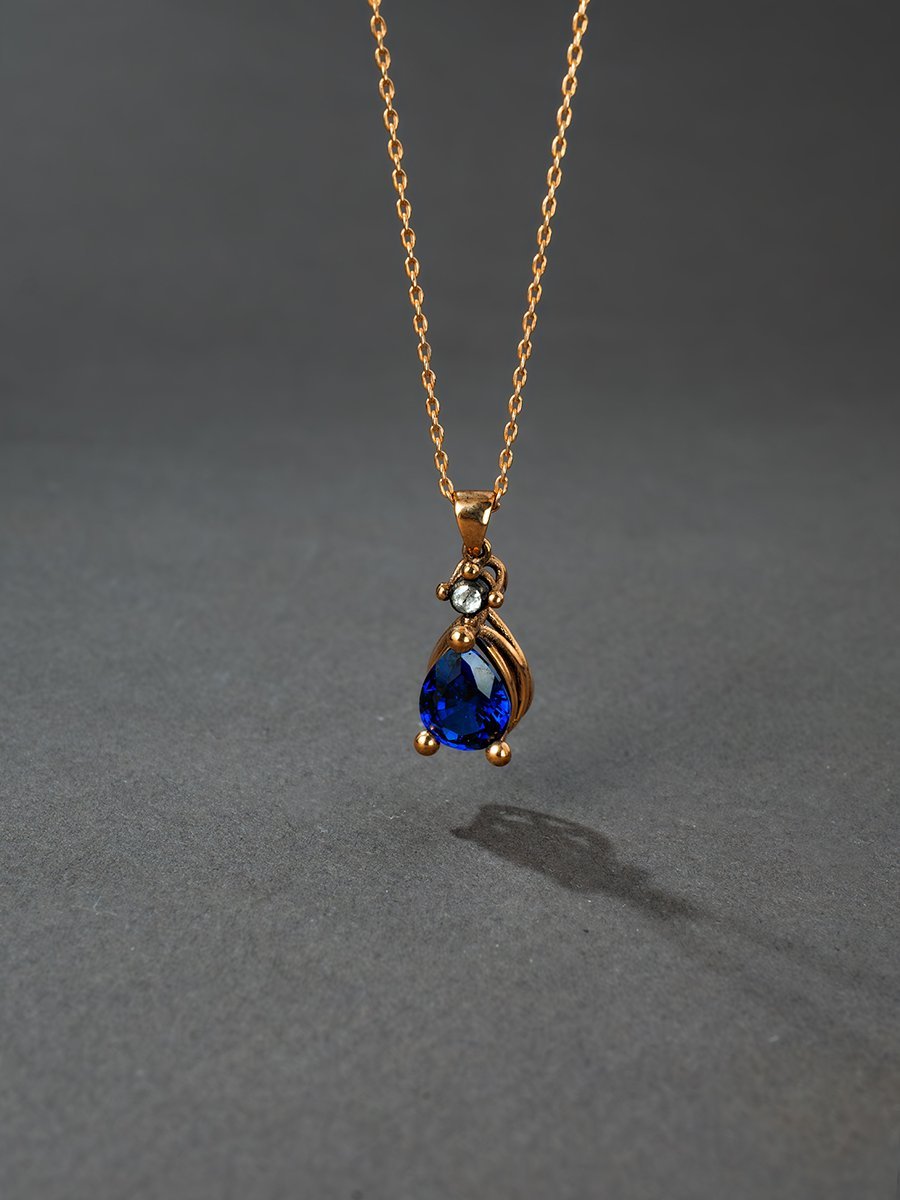 Damla Safir Taşlı Elmas Kolye