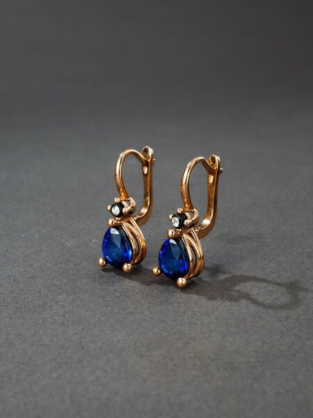 Damla Safir Taşlı Elmas Küpe