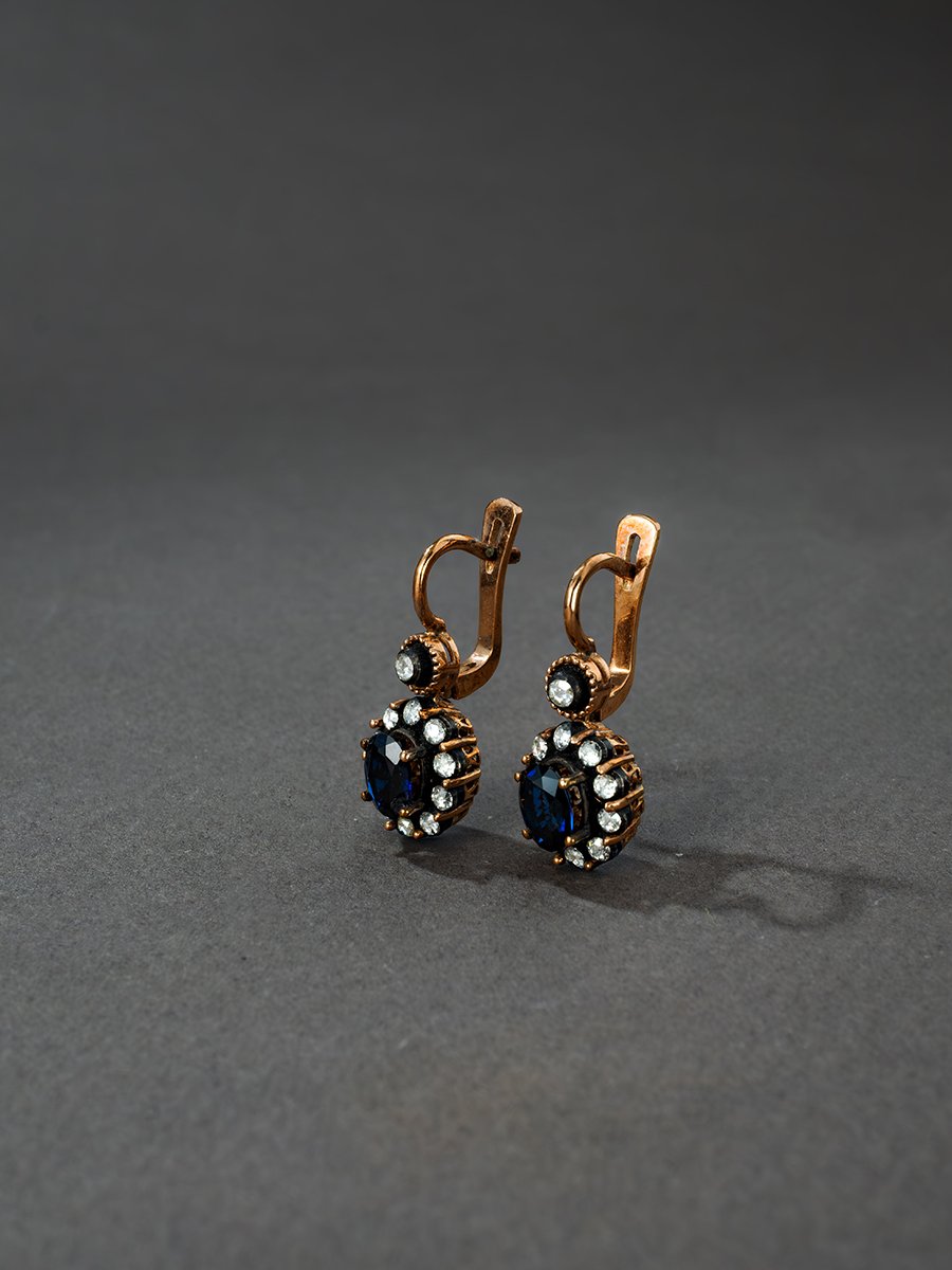 Oval Safir Taşlı Elmas Küpe
