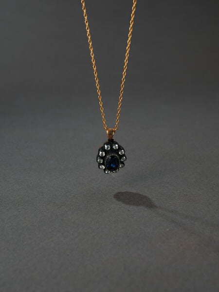 Oval Safir Taşlı Elmas Kolye