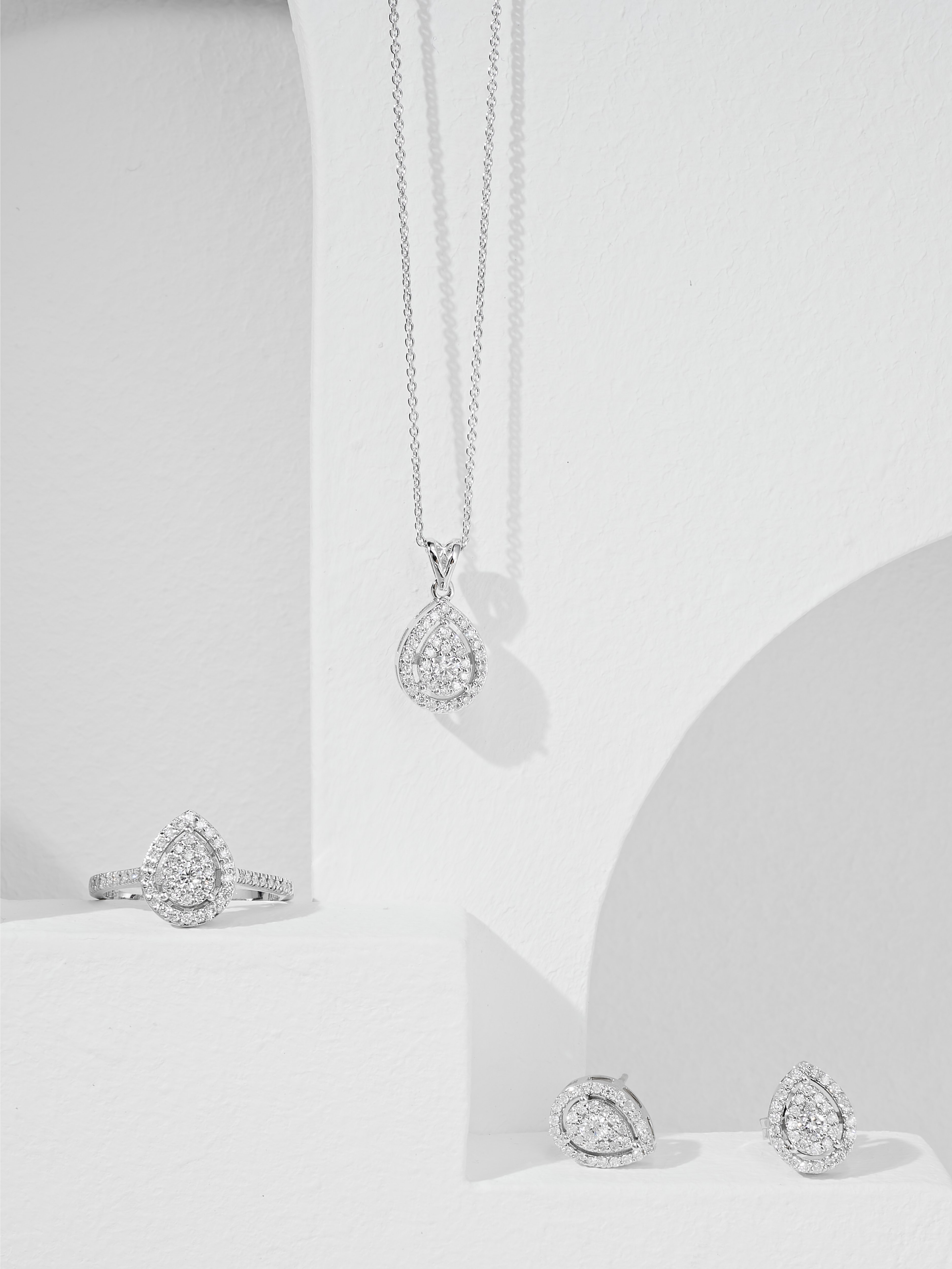 0.24 Karat Coranet Pırlanta Kolye