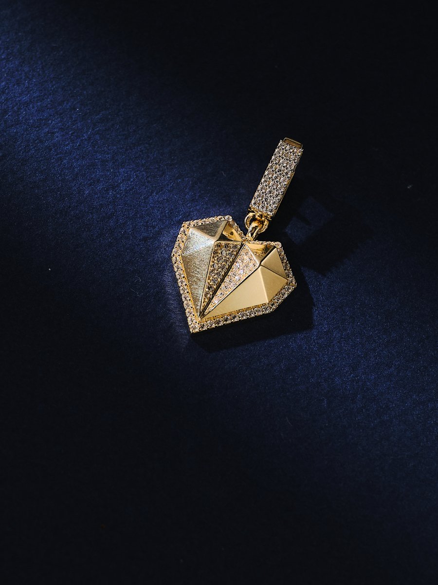 14 Ayar Taşlı Kalp Kolye Ucu Charm