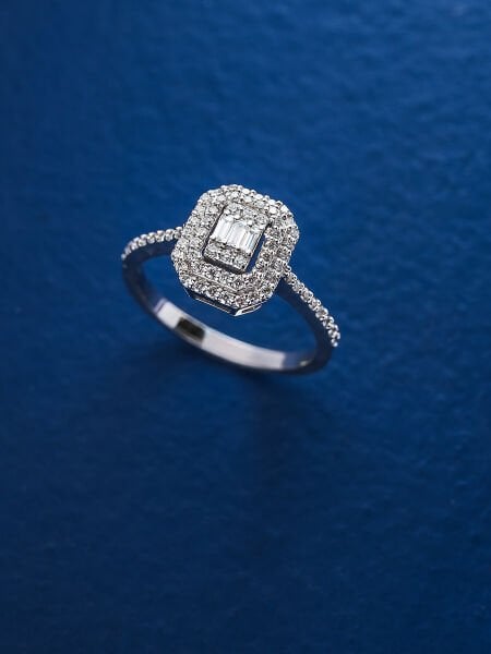 0.37 Karat Pırlanta Baget Yüzük