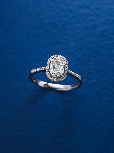 0.37 Karat Pırlanta Baget Yüzük