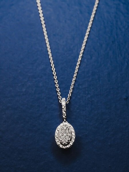 0.06 Karat Pırlanta Coronet Kolye