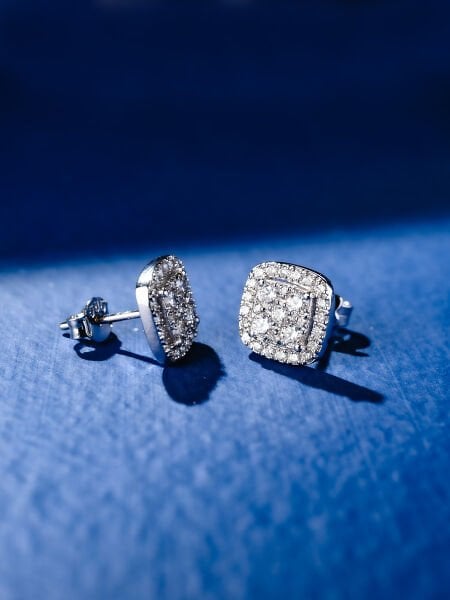 0.74 Karat Pırlanta Coronet Küpe