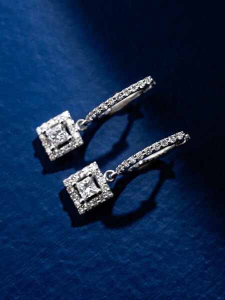 0.82 Karat Pırlanta Coronet Küpe